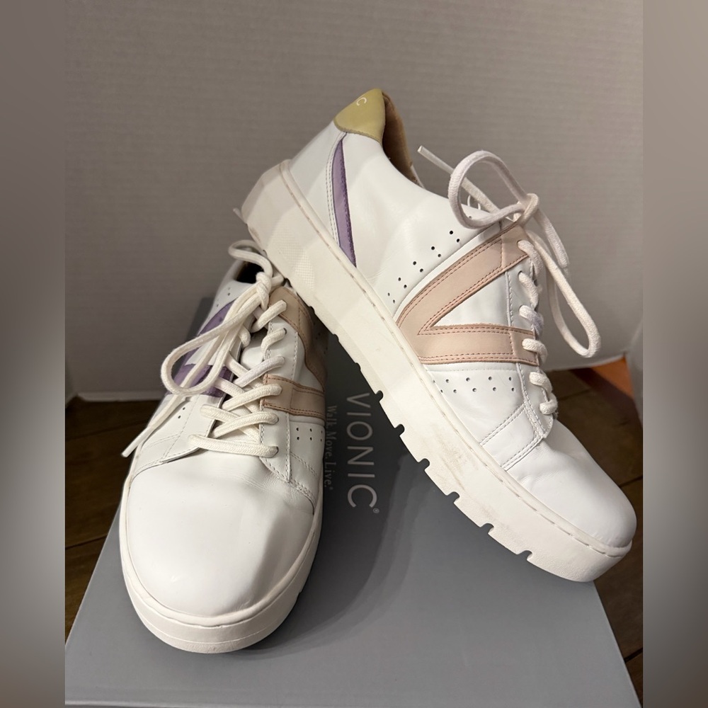 Vionic Women's Abyss Simasa Sneakers